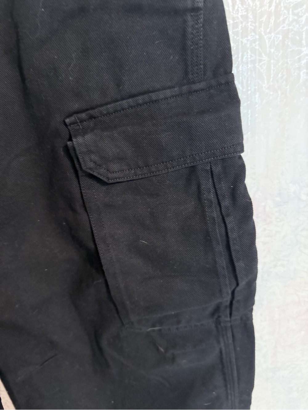 Aritzia TNA Womens Sz 4, Black Cargo Pants Relaxed Fit, Workwear, Streetwear - Picture 2 of 8